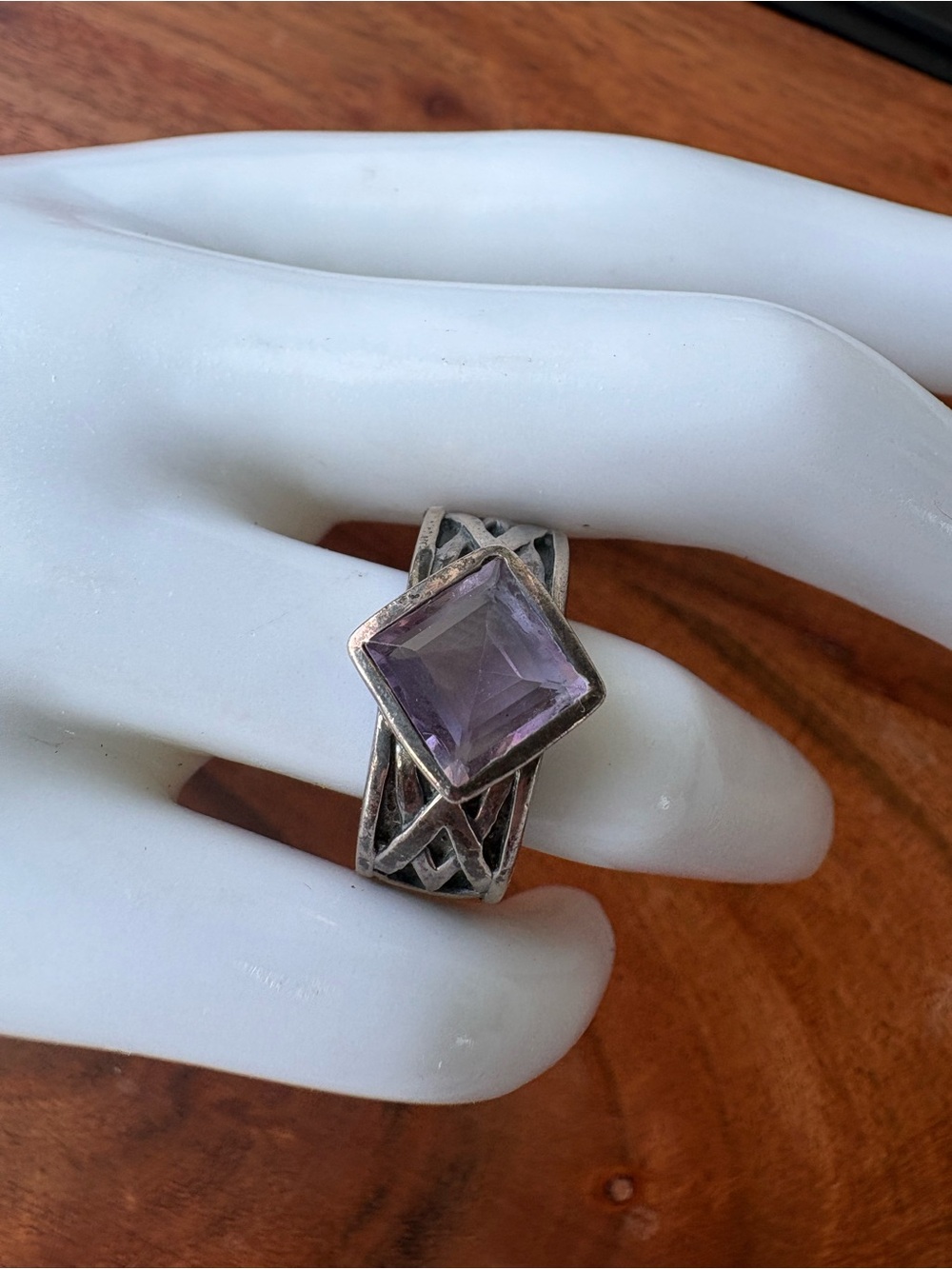 Vintage Sterling Silver Ring with Square-Cut Purple Gemstone - Size 7.5
